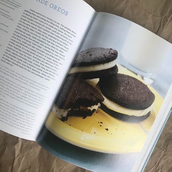 FLOUR THE BOOK - Picture 2 of 3